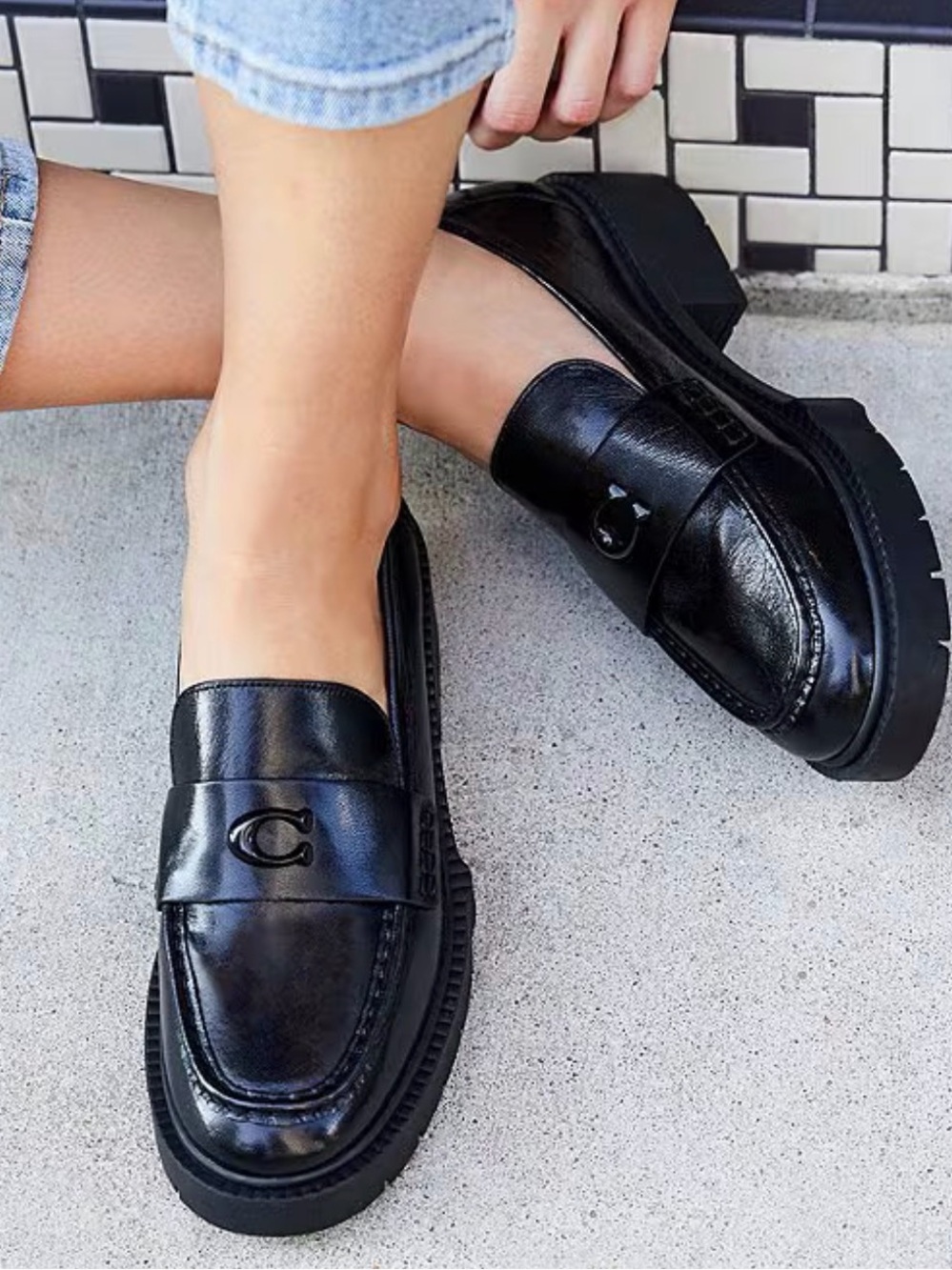 NWOT Coach Leah Leather Chunky Logo Platform Loafers